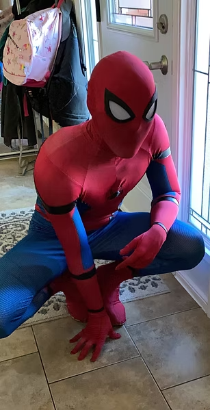 Spider-Guy in crouching pose